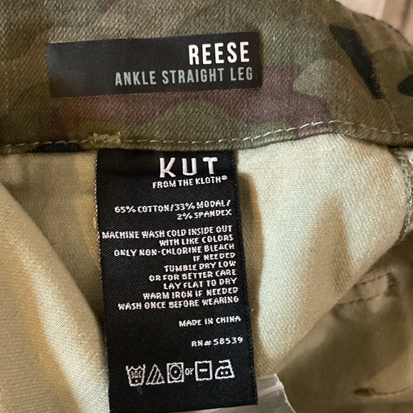 Kut from the Kloth Reese Ankle Straight - Picture 5 of 6